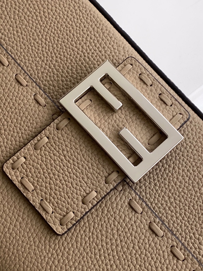 フェンディバッグ全体デザイン